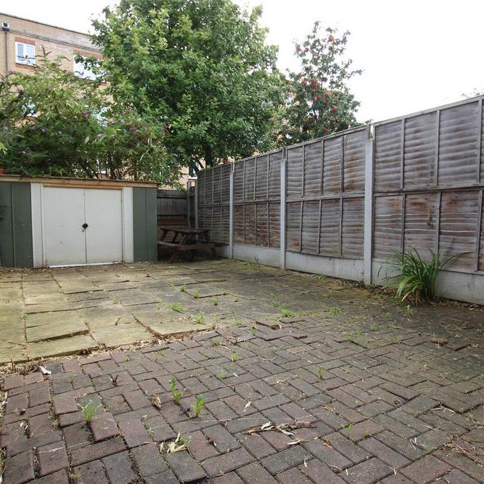 6 bedroom house share to rent - Photo 1