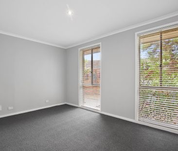 8 Limosa Court Mornington VIC - Photo 2