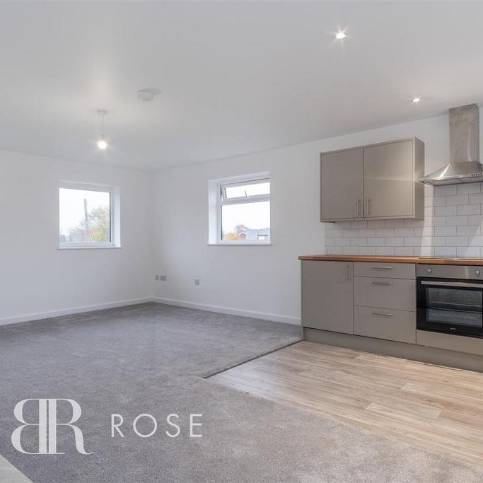 1 bedroom flat to rent - Photo 1