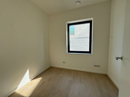 GLOEDNIEUW glvl app met 3 slaapkamers en tuin! - Foto 3