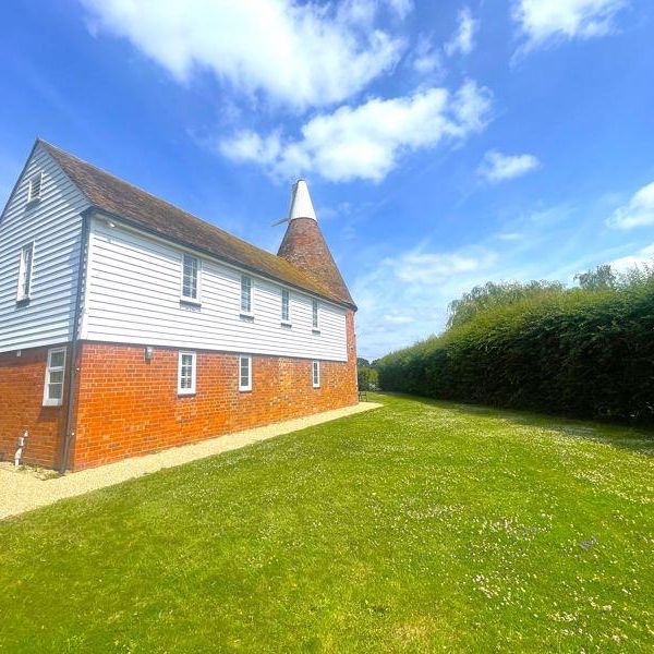 4 bedroom detached house to rent - Photo 1