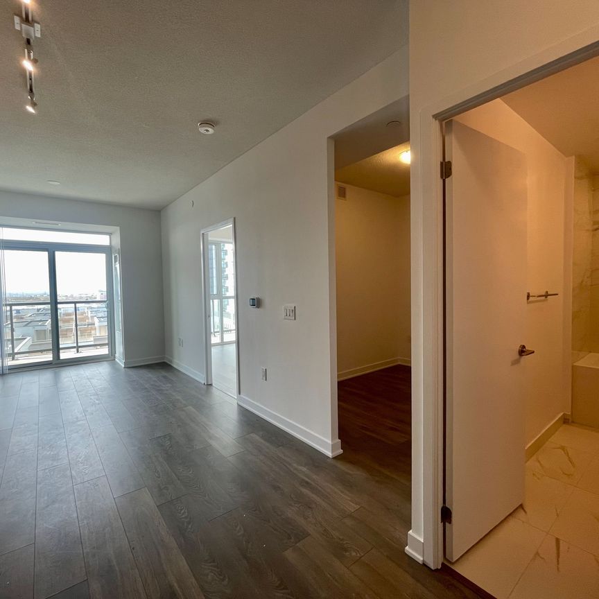 For Lease - 60 Honeycrisp Crescent Unit# 605, Vaughan, Ontario - Photo 1