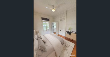 Inner-City Living with Easy City Access - Photo 4