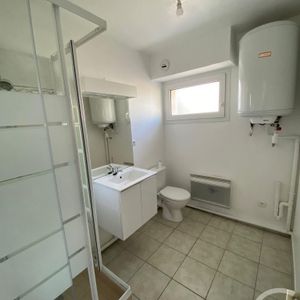 Location Appartement 1 pièce 27m² TREMBLAY EN FRANCE 93290 - Photo 2