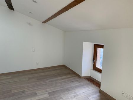 Location Appartement 3 pièces 41m² LES VANS 07140 - Photo 5