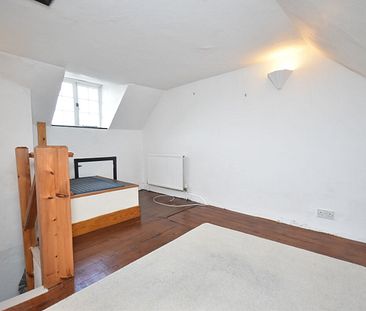 2 bedroom end terraced house to rent, - Photo 6