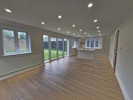 2 bedroom detached house to rent - Photo 4