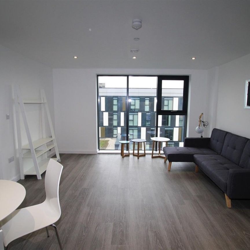 1 Bed Flat, Woden Street, M5 - Photo 1