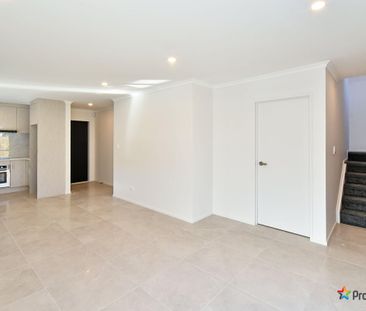 122A Buckland Road, Mangere East, Manukau - Photo 2