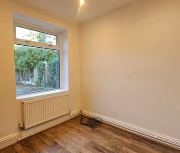 **3 Bed Ground Floor Flat Stanfield Road** - Photo 1