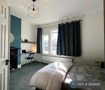 1 bedroom in a house share to rent - Photo 3