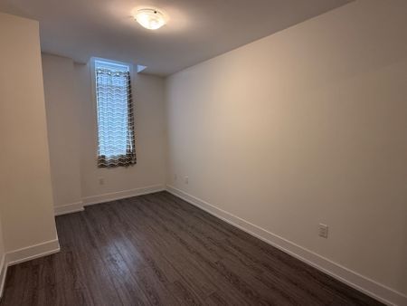 For Lease - 9 Phelps Lane Unit# 15, Richmond Hill, Ontario - Photo 3