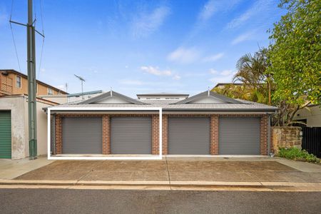 2/18 Waverley Crescent, Bondi Junction, NSW 2022 - Photo 2