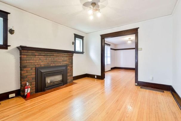 For Lease - 311 Queen Street, Mississauga, Ontario - Photo 1