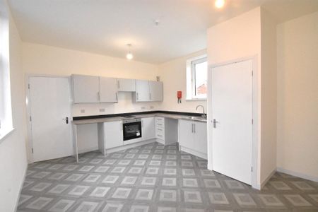 1 bedroom flat to rent - Photo 3