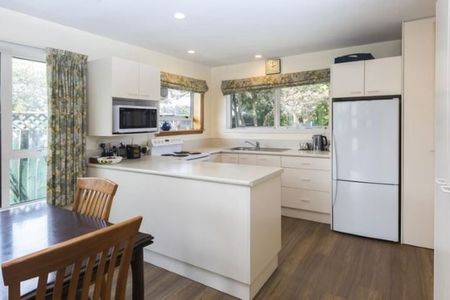 1 Aileen Place, Upper Riccarton, NZ 8041 - Photo 4