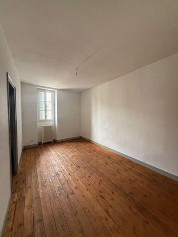 Location Maison 7 pièces 217m² BERGERAC 24100 - Photo 3