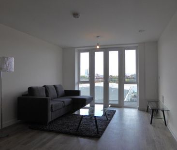 2 bedroom apartment to rent - Photo 3