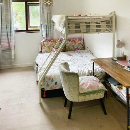 PITSEA, BASILDON - Photo 1