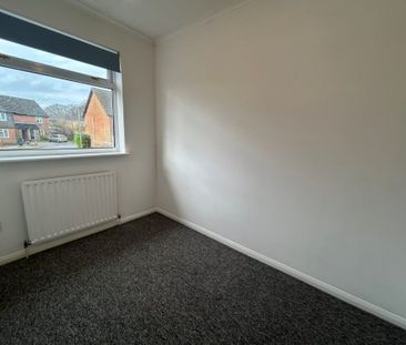 2 Bedroom House - Merlin Close, Bishops Waltham - Photo 2