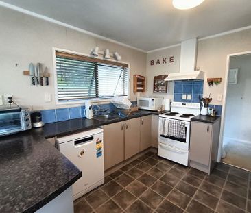 Family Home with Garden - close to Kingsway! - Photo 4