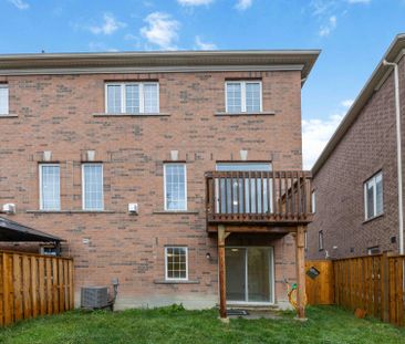 For Lease - 254 Silk Twist Drive, East Gwillimbury, Ontario - Photo 2