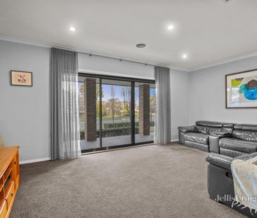4 Caroline Street, Alfredton - Photo 5