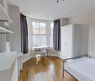 6 bedroom house to rent - Photo 3