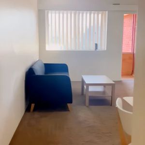 2 bed 1 bath*21 - Photo 3