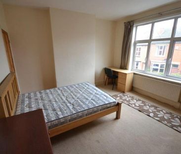 4 bedroom terraced house to rent - Photo 2