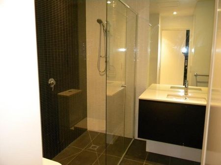 One Bedroom Apartment In Stunning Nero Complex - Photo 3