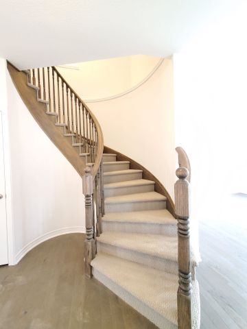 For Lease - 474 Blackburn Drive, Brantford, Ontario - Photo 2