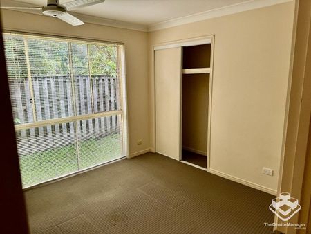 ROBINA HOME FOR RENT - Photo 2