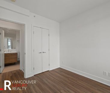 Condo in Coquitlam, BC - Photo 6