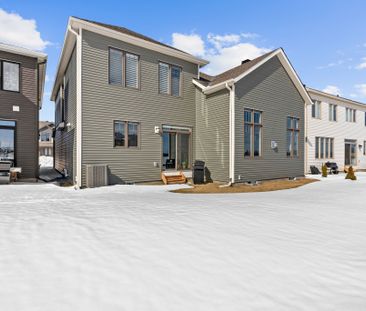 For Lease - 504 Arosa Way, Kanata, Ontario - Photo 2