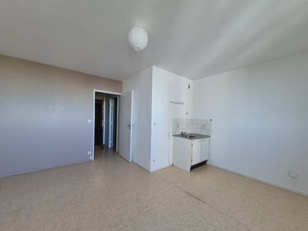 Location Appartement 1 pièce 30m² DUNKERQUE 59240 - Photo 2