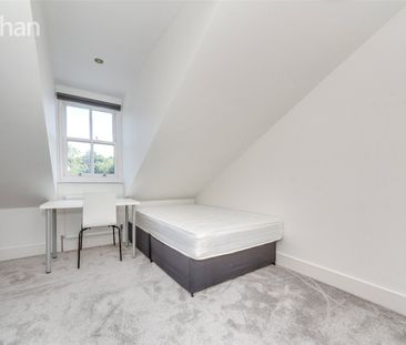 4 bedroom semi-detached house to rent - Photo 4