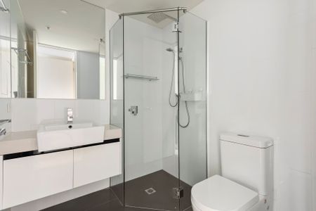 Thinking of selling? Contact our agent - Photo 3