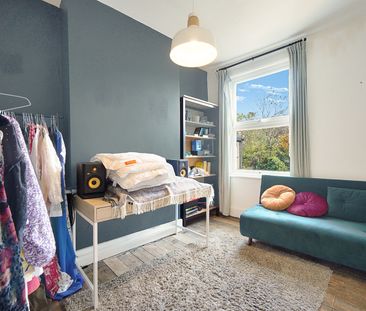 2 Bed Terraced House, Durrant Street, E2 - Photo 6