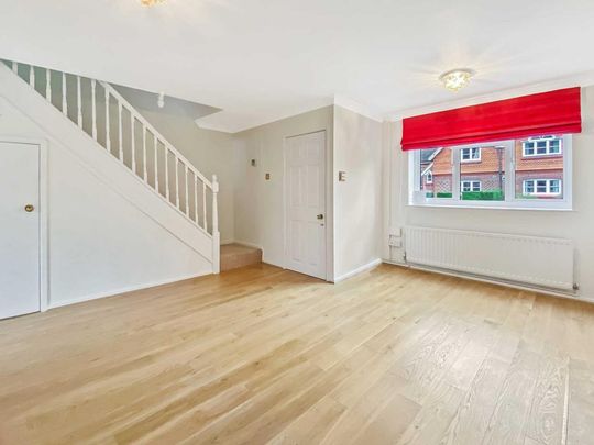 3 bedroom semi-detached house to rent - Photo 1