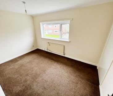 2 bedroom semi-detached house to rent - Photo 4