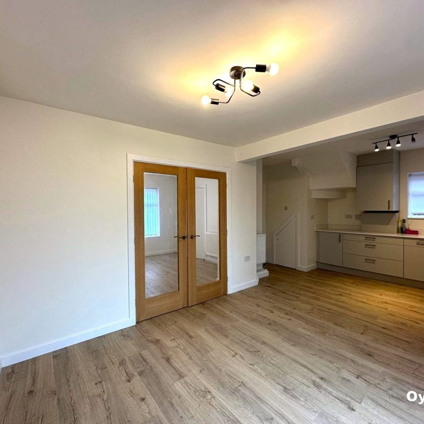 Rushfield, Potters Bar, EN6 - Photo 1