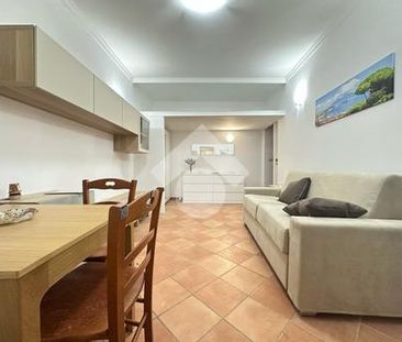 Monolocale in affitto - Photo 1