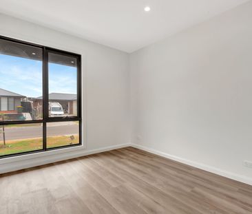 3 Spectrum Road, Wollert VIC 3750 - House For Rent | Domain - Photo 4