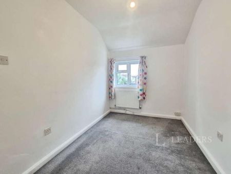 West Avenue, Chelmsford, CM1 - Photo 5