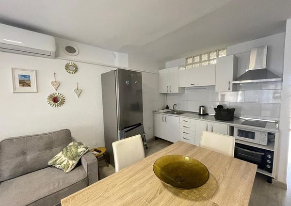 San Bartolomé de Tirajana, Canary Islands 35100