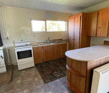 REEFTON - 2 BEDROOMS - Photo 2