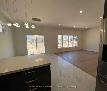 2944 Biddulph Street #Main - Photo 1