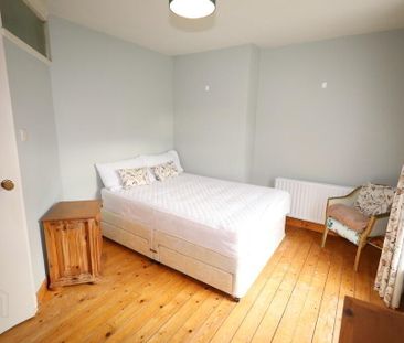 26 Ravenhill Gardens, Belfast, BT6 8GP - Photo 3