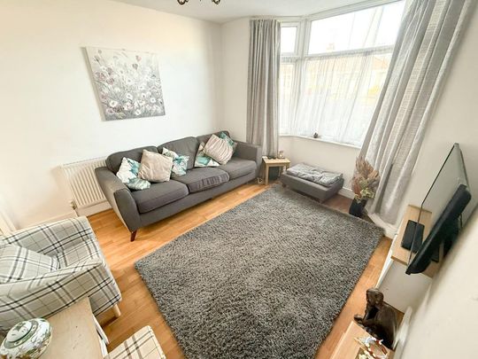 2 bedroom cottage to rent - Photo 1